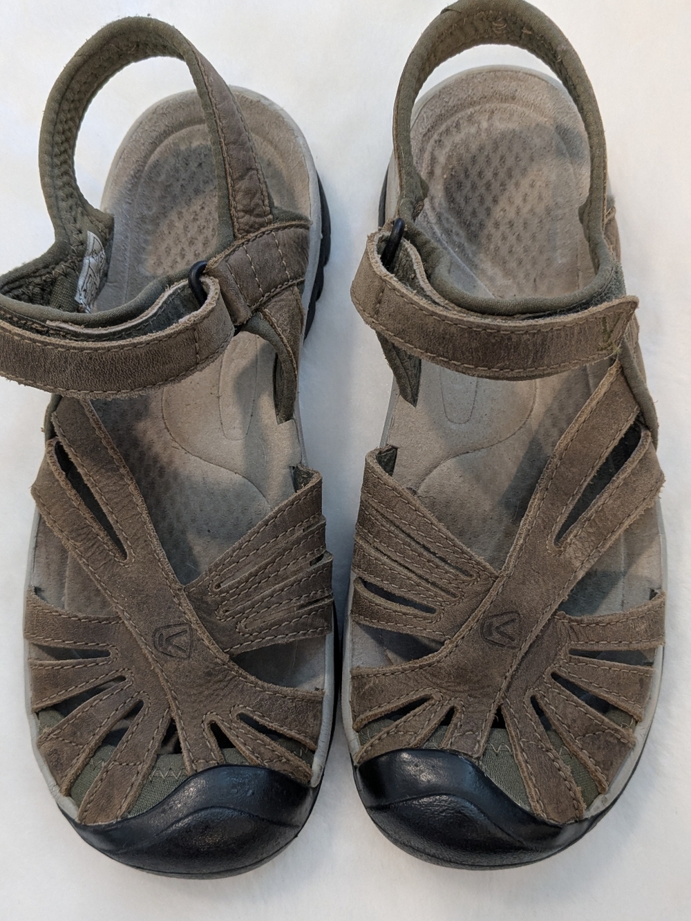 Keen Brown Suede Closed-Toe Outdoor Sandals Sz 8